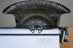 1950s Smith-Corona Skyriter Vintage Ultra Portable Typewriter Works! Sold as-is