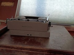 VTG 1954 Smith-Corona Silent-Super Typewriter W/ Accessories (Read, Check Pics)