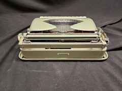 Working Cole Steel Portable Manual Typewriter w/ Case W. Germany