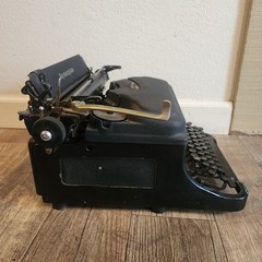 Remington Typewriter 1934 Model Ten Noiseless – Working Vintage -Serial X304768