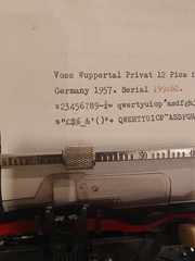 VOSS WUPPERTAL MODEL PRIVAT TYPEWRITER. GERMANY 1961. PICA FONT 12. SPANISH