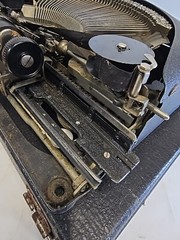 1938 Remington Rem Rand Cadet Portable Typewriter w/ Case S# CB126642 Gorgeous!
