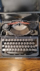 1940s Royal Arrow WWII Military USA-MD Portable Typewriter Ser.No. C 1119606