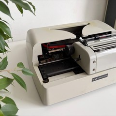 Triumph Gabriele 10 Typewriter | 1970s | Working |Serviced | UPS 3-Day to US/CAN