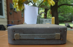 1950s Smith-Corona Skyriter Vintage Ultra Portable Typewriter Works! Sold as-is