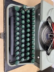 Royal Model -O – Mechanical Typewriter