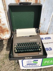 Vintage Smith Corona Clipper 5C Series manual Typewriter 1950s Used at our bank