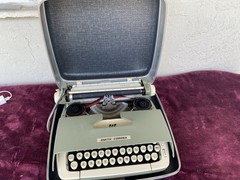 Smith Corona Galaxie Portable Manual Typewriter Machine Vintage Case