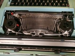 Smith-Corona Electra XT Electric Typewriter Blue W/ Case Working EXCELLENT COND.
