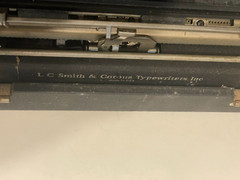 Vintage Smith-Corona Clipper Manual Portable Typewriter w/Case – Working!
