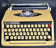 Vintage Brother Activator 800T Portable Manual Typewriter