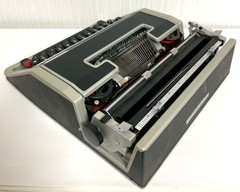 Olivetti Lettera DL Portable Typewriter Vintage With Case AS-IS