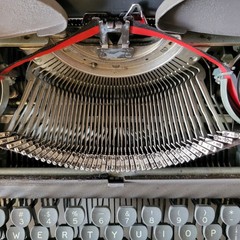 Vintage 1950s Underwood Champion Finger Flite Manual Typewriter W Case – NICE