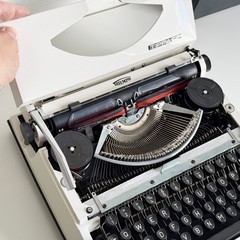 Triumph Tippa S Typewriter – Working Vintage | 1970s Germany |