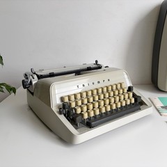 Triumph Gabriele 10 Typewriter | 1970s | Working |Serviced | UPS 3-Day to US/CAN