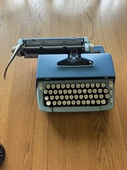 Vintage 1960s Atomic Blue SCM Smith Corona Galaxie Typewriter w/ Hard Case