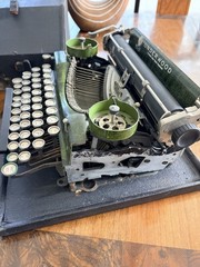 Vintage Underwood Standard Four Bank Keyboard Green Woodgrain Typewriter PARTS