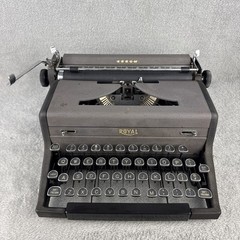 VTG 1949 Royal Arrow Manual Typewriter With Hard Case Working