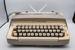 Serviced 1964 Smith-Corona Galaxie (6T) Manual Portable Typewriter with Case